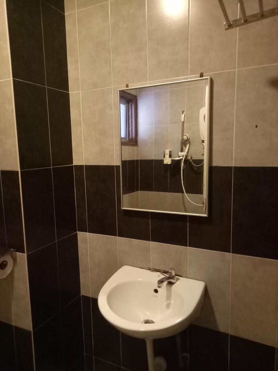 סאבאק ברנאם Hotel Sri Bernam מראה חיצוני תמונה