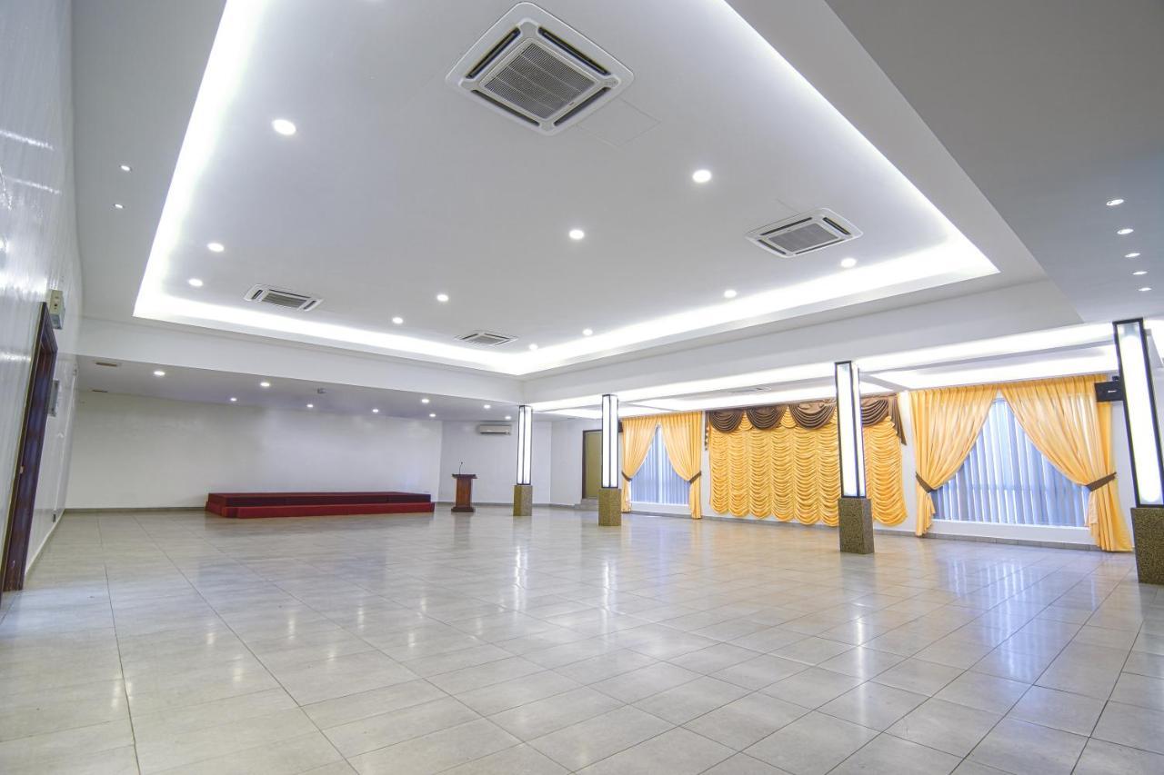 סאבאק ברנאם Hotel Sri Bernam מראה חיצוני תמונה